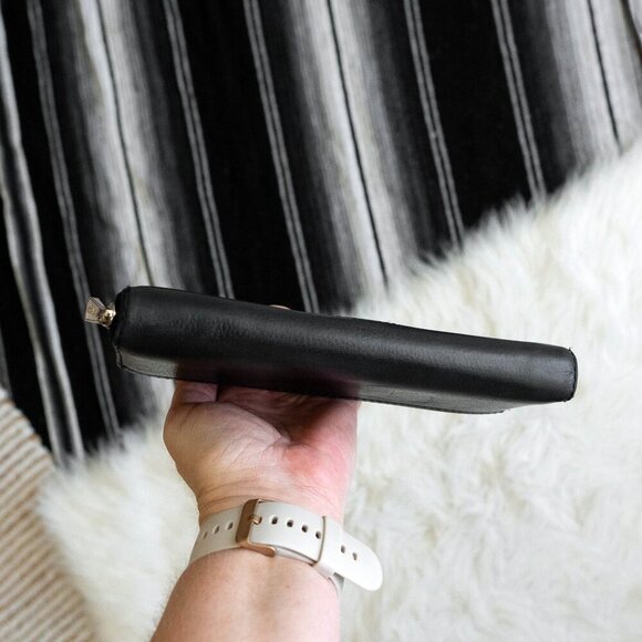 MICHAEL KORS SARATOGA CONTINENTAL ZIP AROUND WALLET - Picture 11 of 14